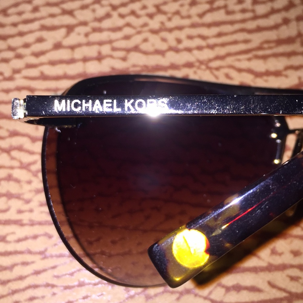 Michael KORS aviators sunglasses 😎 - Picture 6 of 7